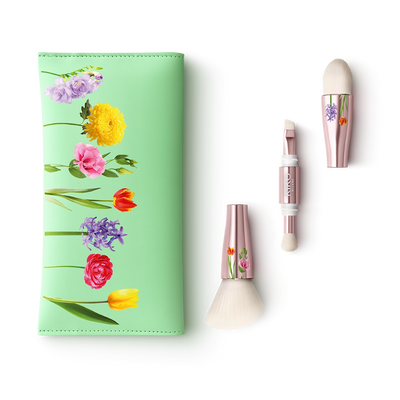 Days In Bloom Flowery Brush Set